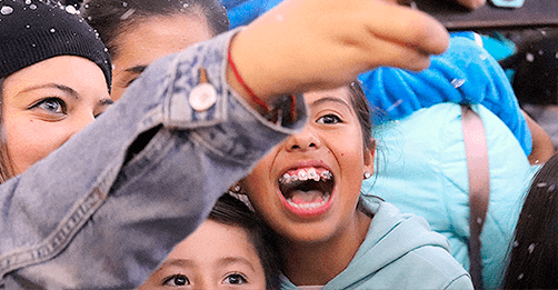 Nevadas sábados y domingos 6 y 7 pm.