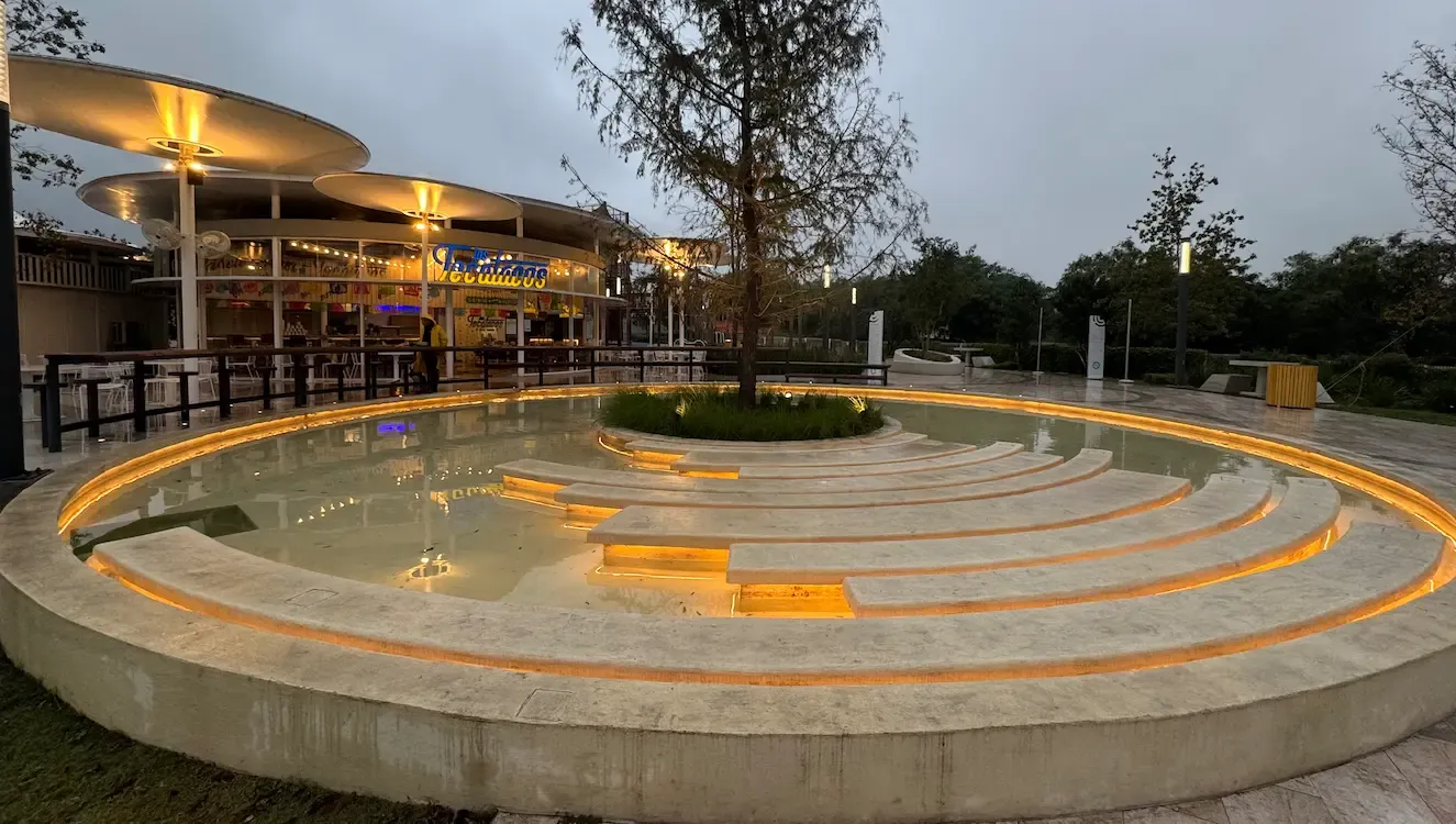 Tiendas y Servicios - esfera-monterrey